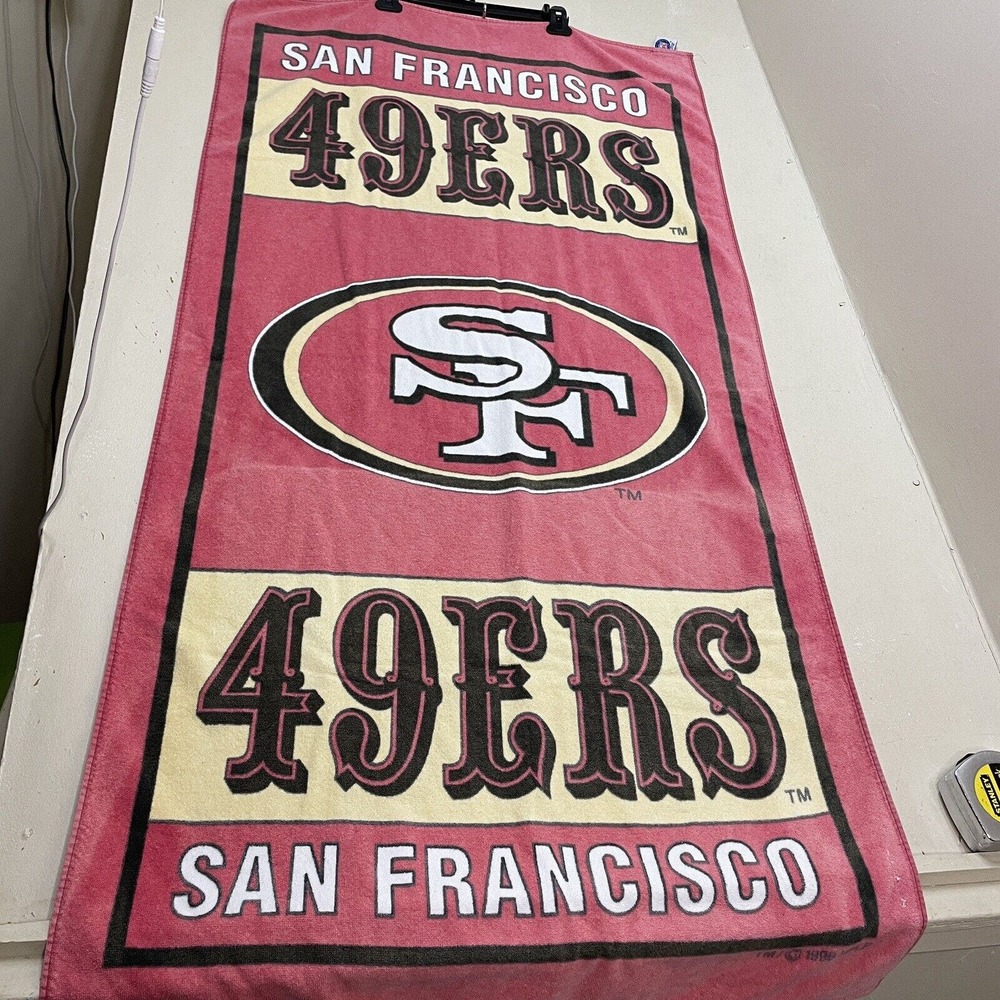 NFL Football SF San Francisco 49ers Beach Towel 55 in x 27 in vintage 1996